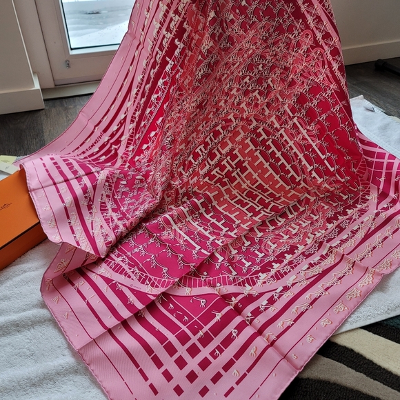 Hermes Carre Ginza Special Silk Scarf - Pink - Picture 2 of 10